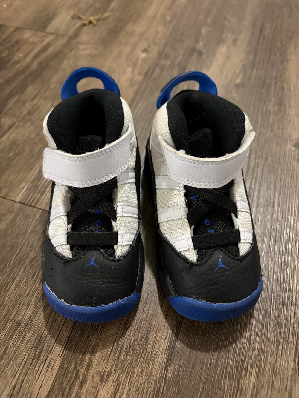 Jordan’s - 7c Sneakers